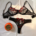 Floral Embroidery Lingerie Sete